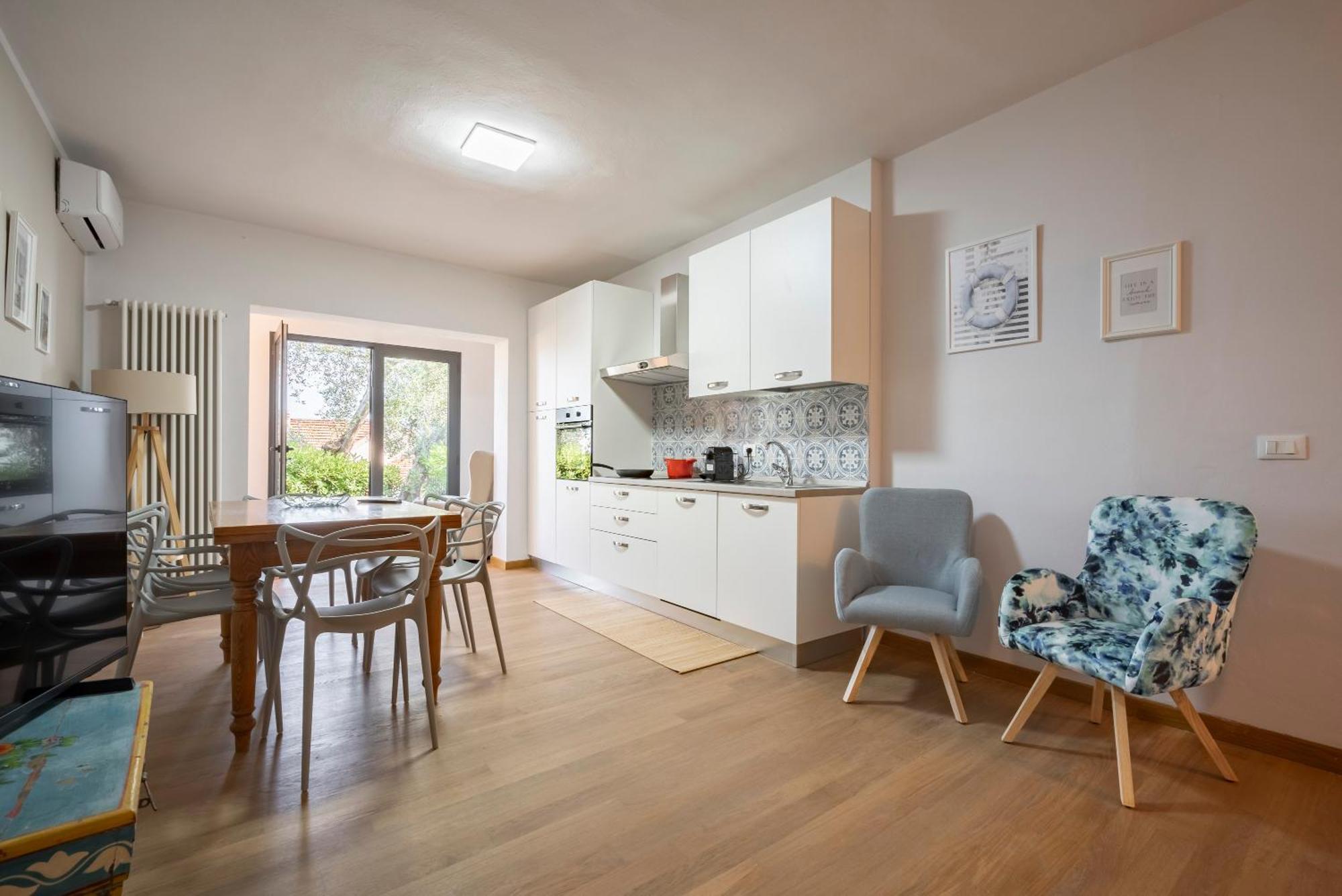 Villa Con Giardino Vista Mare Кастильоне-делла-Пеская Экстерьер фото