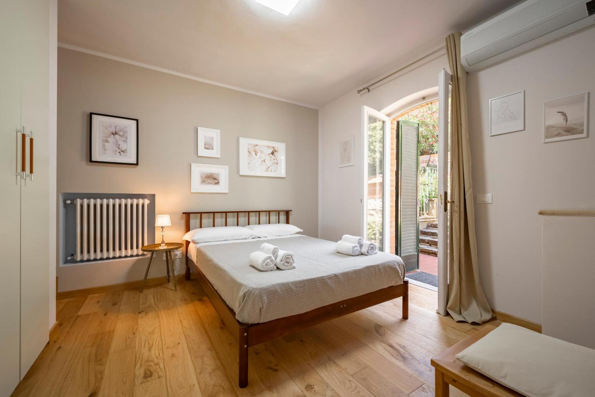 Villa Con Giardino Vista Mare Кастильоне-делла-Пеская Экстерьер фото