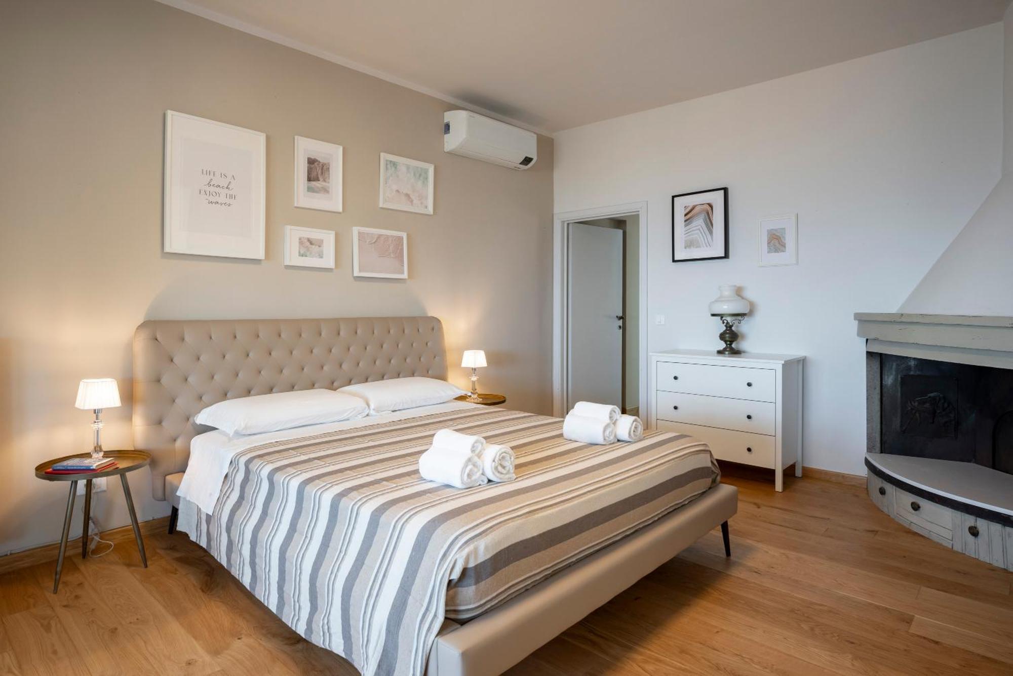 Villa Con Giardino Vista Mare Кастильоне-делла-Пеская Экстерьер фото